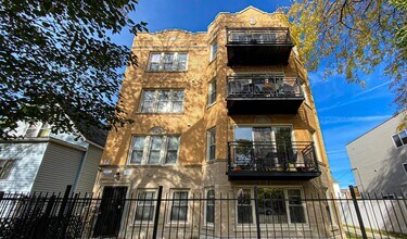 Building Photo - 3510 W Cortland St