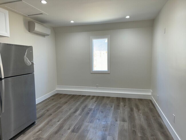 Building Photo - Newly Build 1 Bedroom Apartment ADU - Mira...