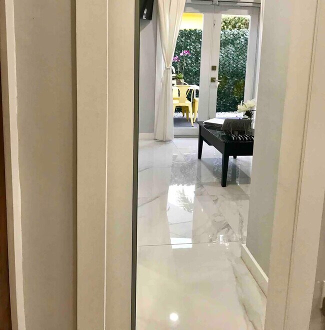 Foto del edificio - 15061 SW 89th Ct