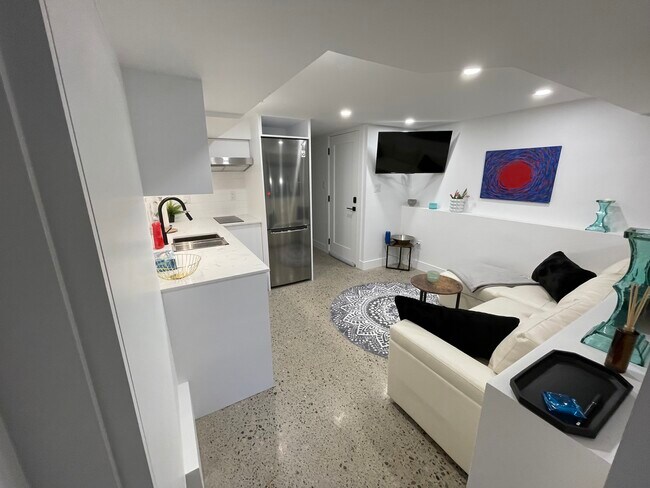 Photo du bâtiment - 802 Shaw St
