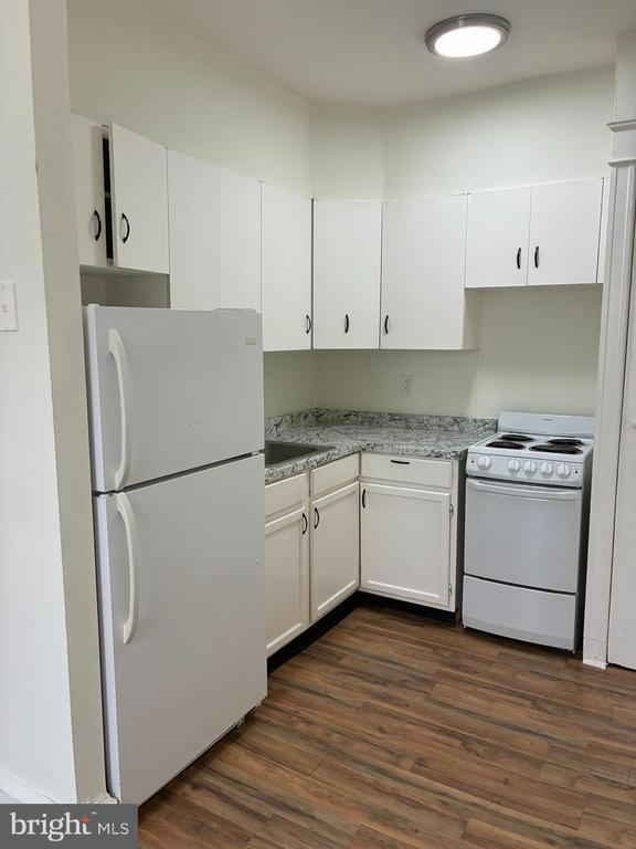 Foto del edificio - 260 N Wycombe Ave