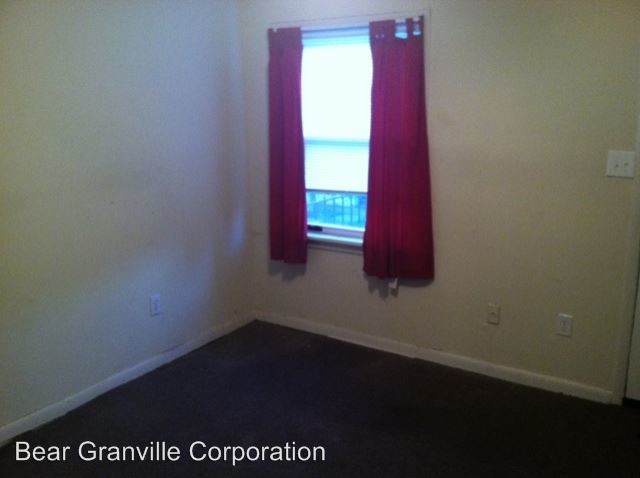 Building Photo - 1 br, 1 bath Apartment - 1834 Lakeview Ave