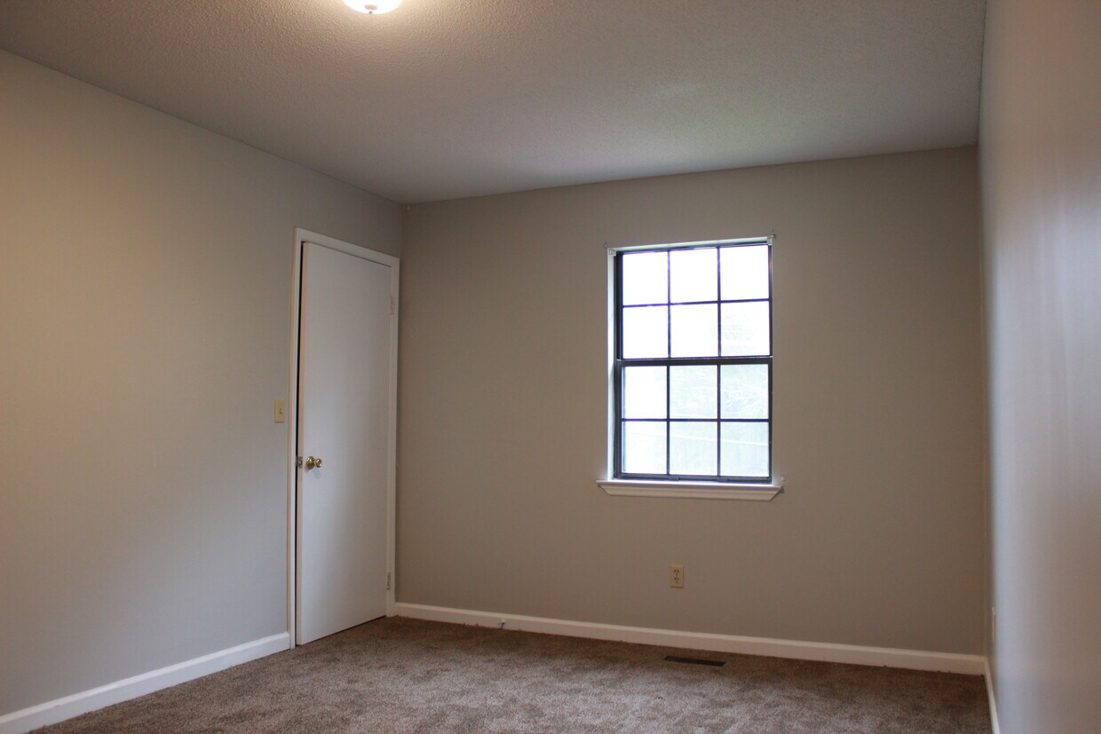 Bedroom 1 - 3206 Gleason Dr