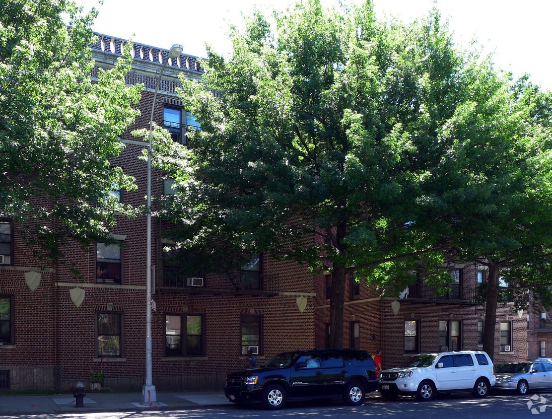 Primary Photo - 7311 4th Ave