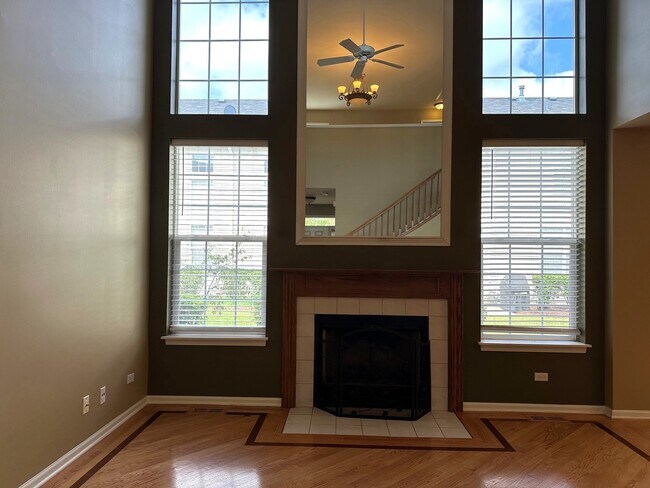 Foto del edificio - 879 Havenshire Rd