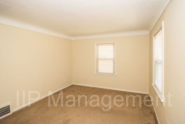 Building Photo - Welcome home to this beautiful 3BR Home in...