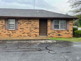 Building Photo - 1009 S Kansas Ave