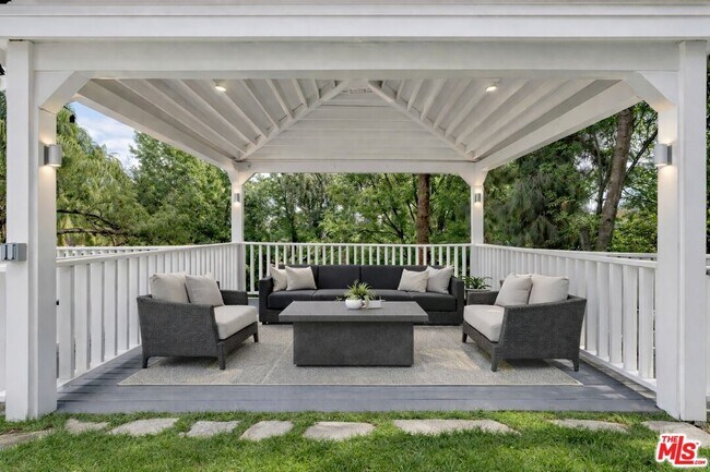 Foto del edificio - 5220 Melvin Ave