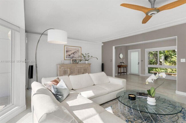 Foto del edificio - 7901 Noremac Ave