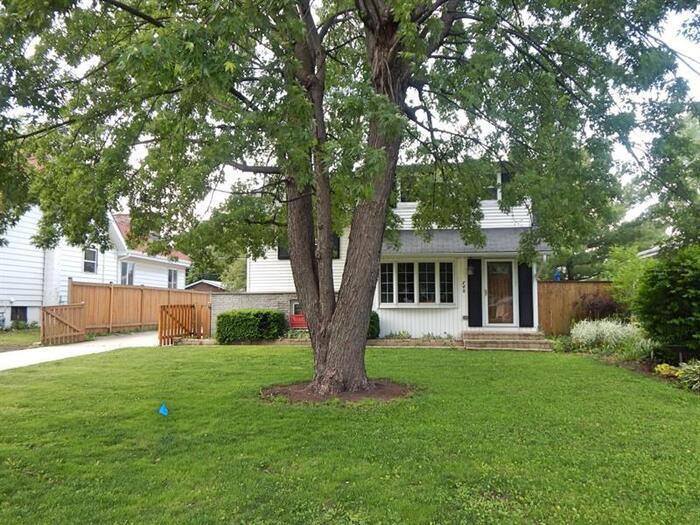 Primary Photo - 748 North Indiana Street, Elmhurst, IL, 60126