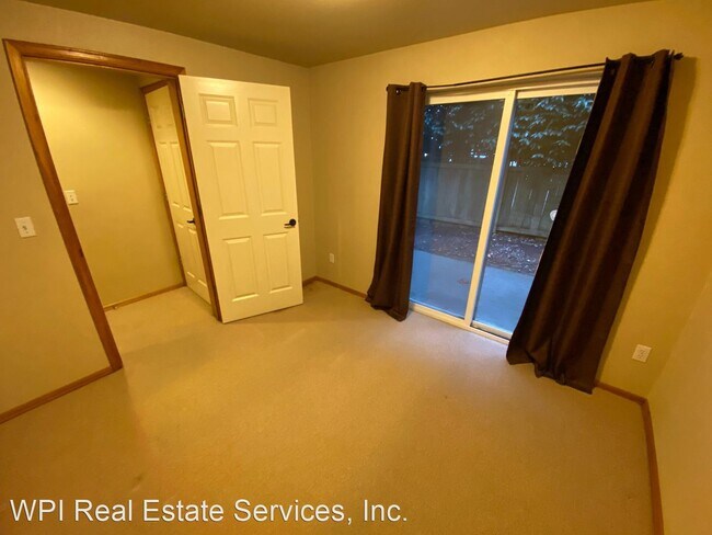 3 br, 1.5 bath House - 939-C N. 105th ST. photo'