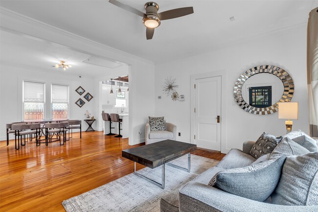 Foto del edificio - 618 Harvard St