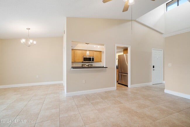 Building Photo - 751 Driftwood Cir