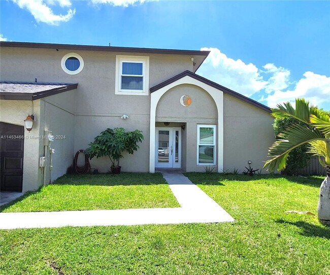 Building Photo - 12450 SW 203rd St