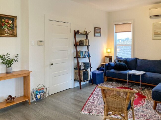 Foto del edificio - 5Bd/2Ba Seattle Home