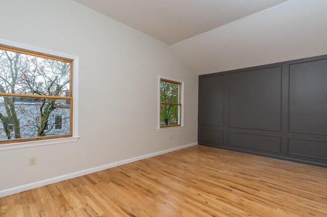 Foto del edificio - 325 Claremont Ave