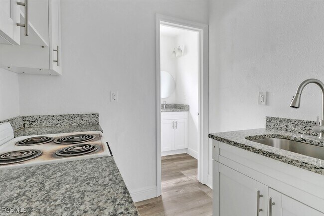 Foto del edificio - 4180 Sabal Ln