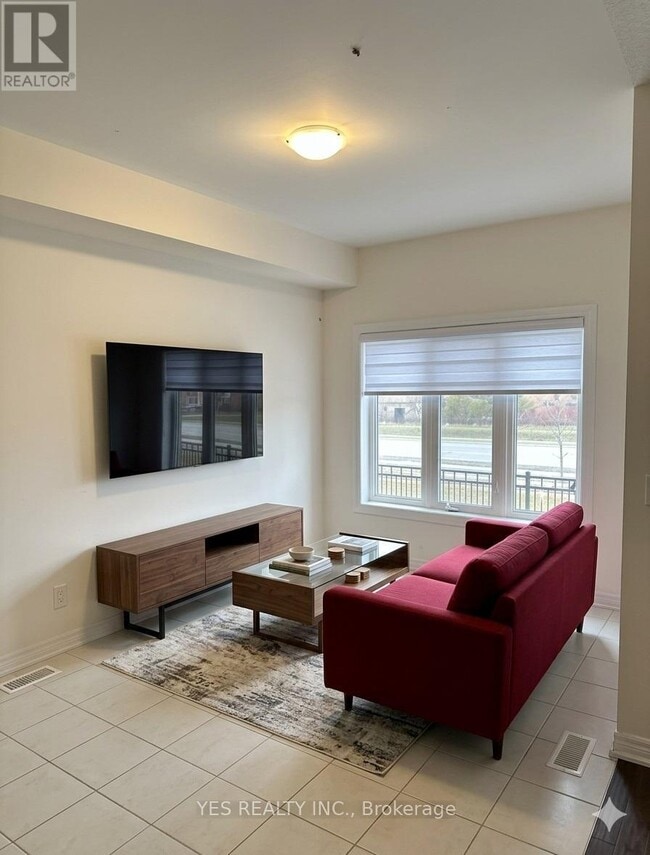 Building Photo - 17 Brixham Ln