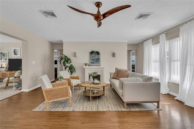 Photo - 2449 Breakwater Cir House