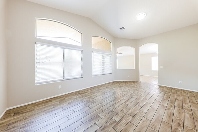 Building Photo - 8328 S 48th Dr