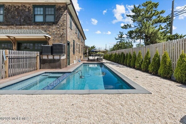 Foto del edificio - 1043 Barnegat Ln