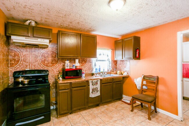 Building Photo - 342 Casa Grande Dr