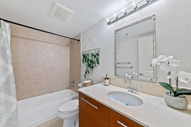 Foto del edificio - 2641 N Flamingo Rd