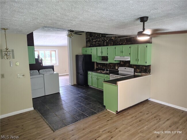 Foto del edificio - 2822 Red Gate Ln