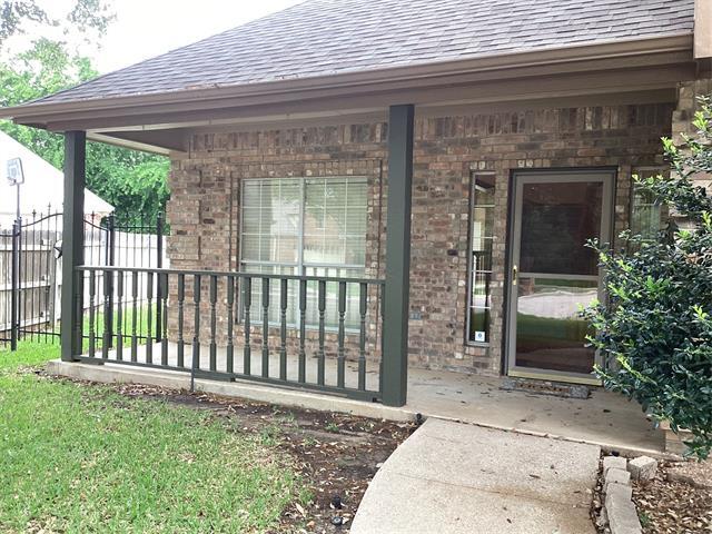 Foto del edificio - 222 San Jacinto Ct