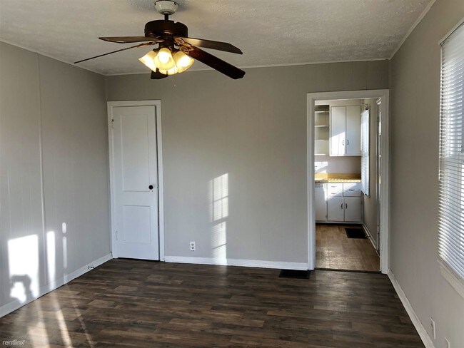 Building Photo - 409 S Dearborn St