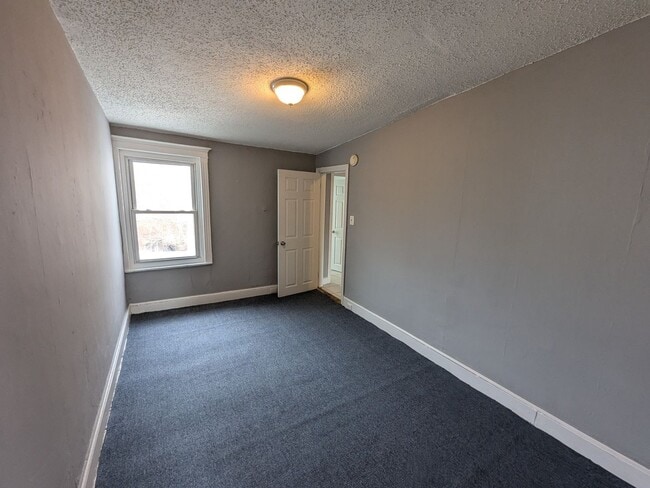 Building Photo - 1629 W Juniata St