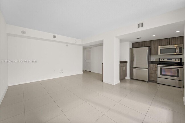 Foto del edificio - 910 West Ave