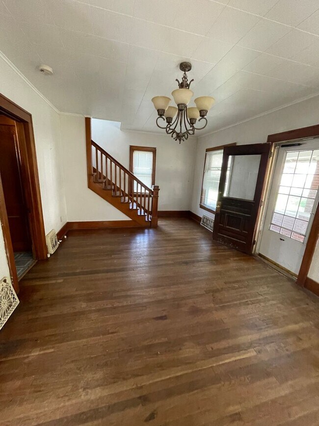 Foto del edificio - 3 Bedroom, 2 Bathroom House Located in Stanton near downtown and High School!