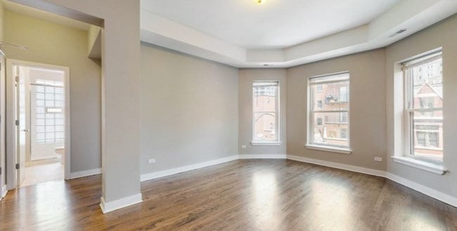 Building Photo - 1912 N Lincoln Ave