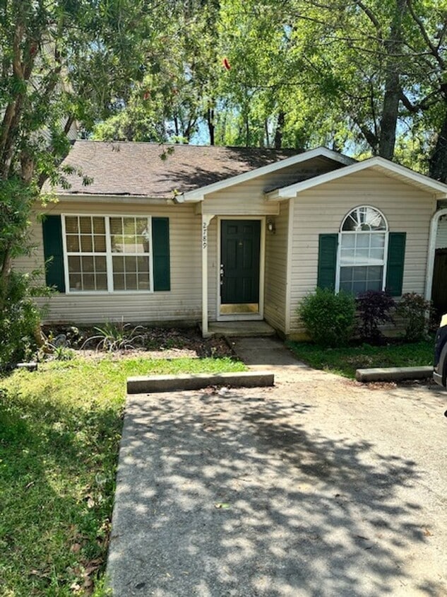 Primary Photo - 2789 Oak Park Ct