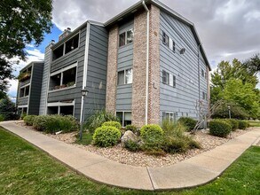 Building Photo - 4654 White Rock Cir