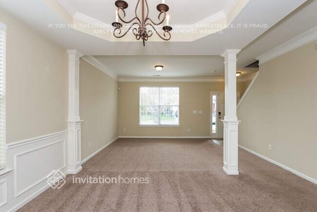 Building Photo - 16411 Austringer Pl