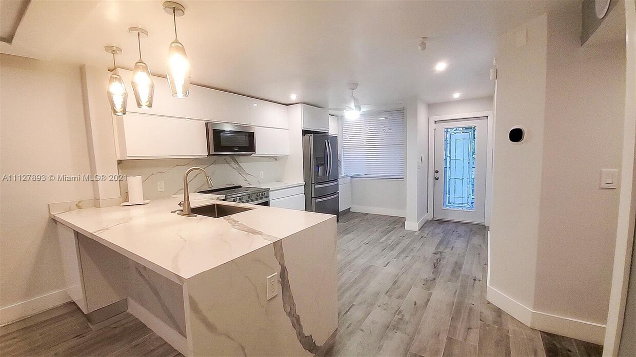 Foto principal - 2900 NW 48th Terrace