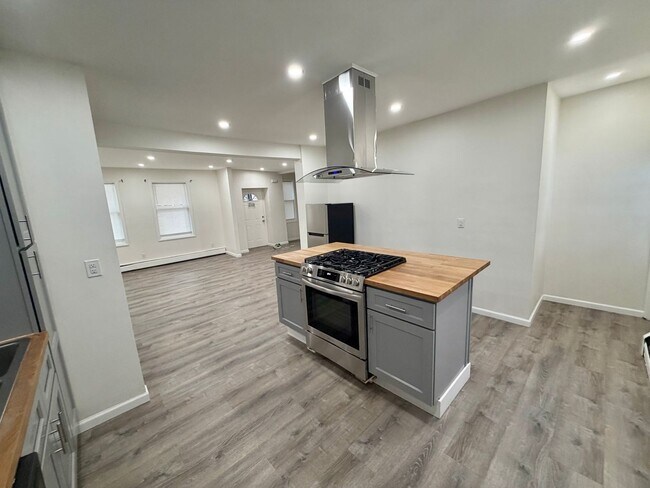 Foto del edificio - 283 Grand St