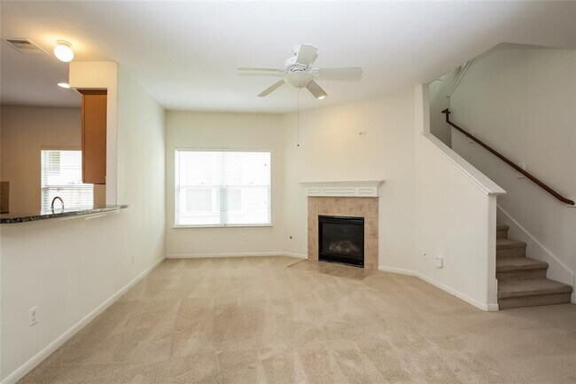 Building Photo - 13118 Majestic Pl Ct