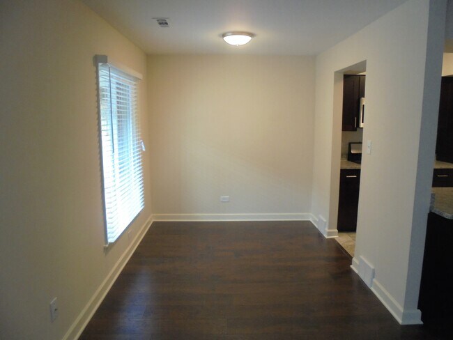 Foto del edificio - 9836 Sayre Ave