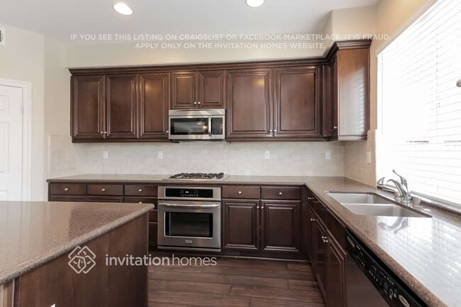 Foto del edificio - 35422 Snead St