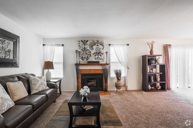 2BR, 2BA - 986SF - Eaglerock Village Apartments