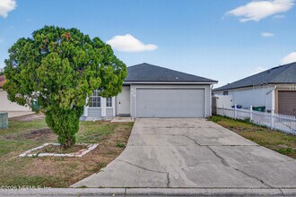 Building Photo - 8745 Buzz Ct