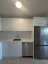 Building Photo - 150 The Donway W