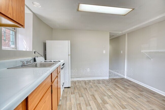 Building Photo - 2813 N Calvert St
