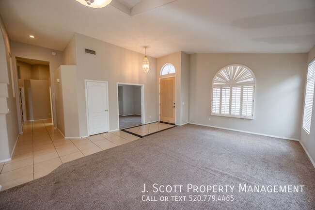 Building Photo - 7417 W Candelaria Dr