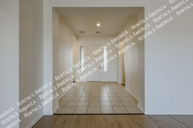 Foto del edificio - 16218 N 182nd Ln