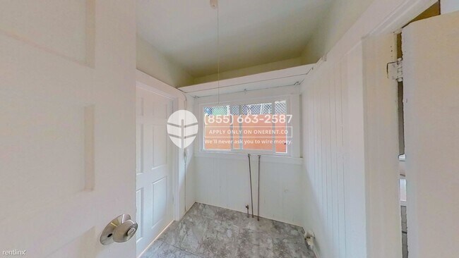 Foto del edificio - 2222 1/2 Clifford St