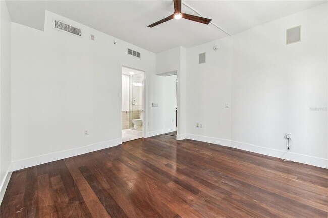 Foto del edificio - 111 N 12th St